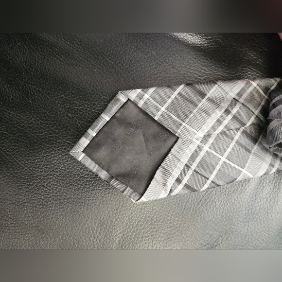 Calvin klein grey textured tie - Picture 3 of 4
